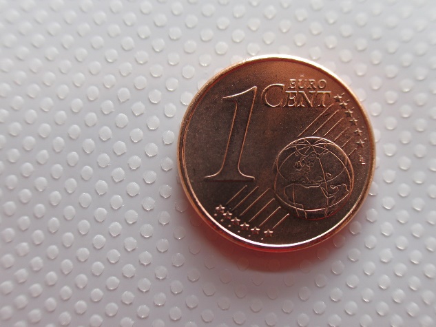 Монетка Евро на пленке